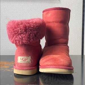 Pink ugg boots